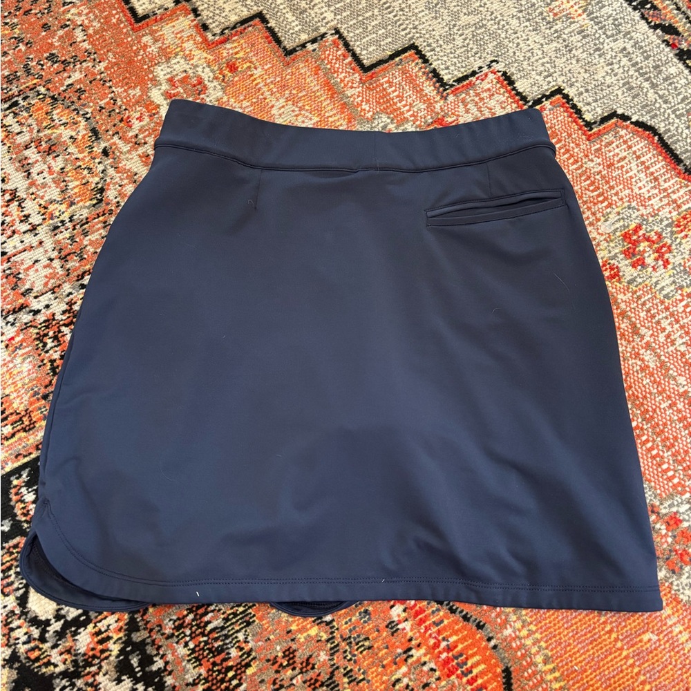 Peter Millar Navy Skort Size Large Euc - image 5